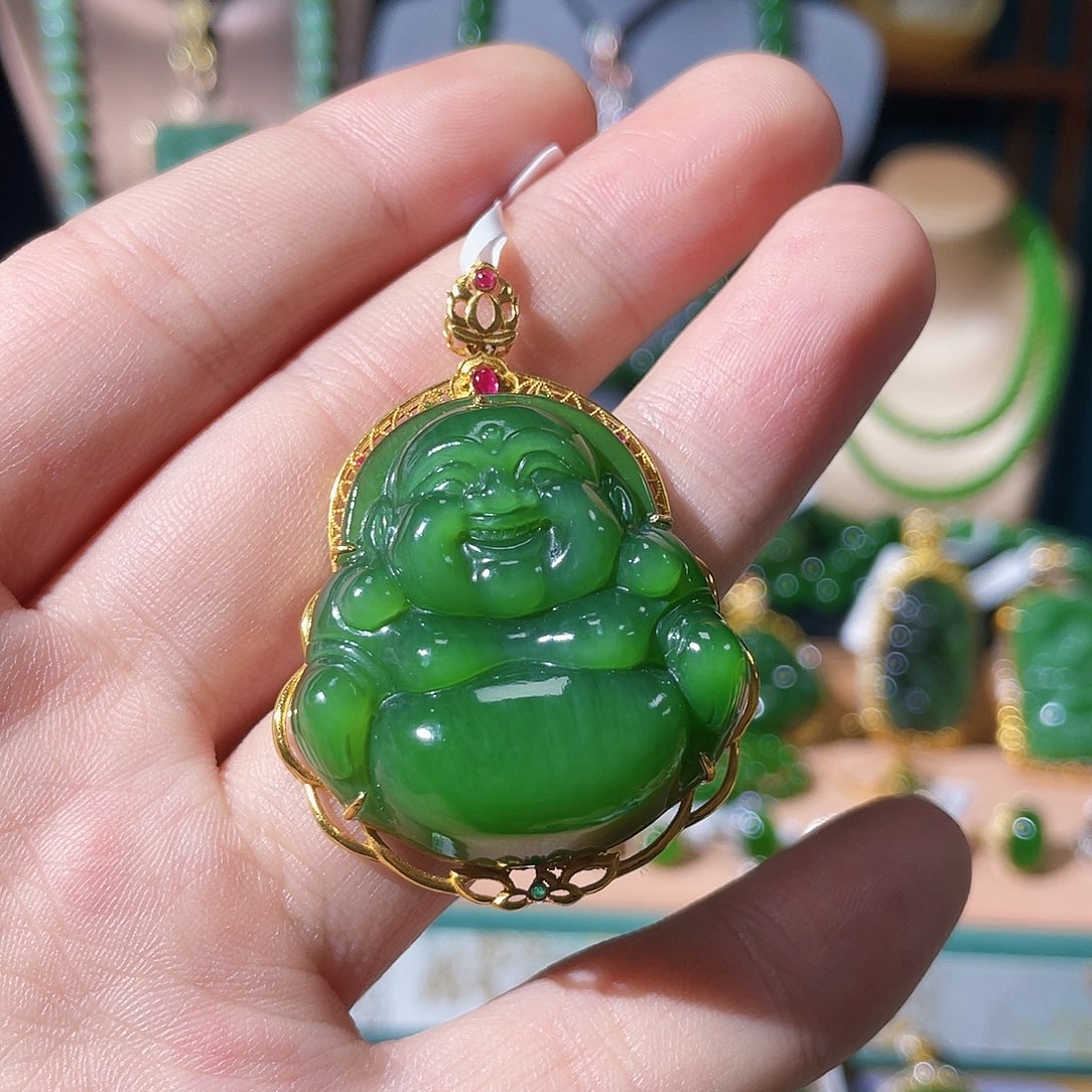 和田玉吊坠未镶嵌