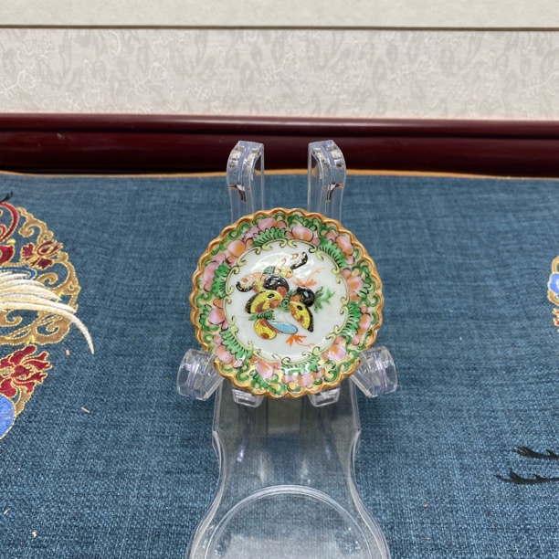 全品｜7CM｜清晚期广彩瓜棱纹小笔添58/古玩收藏/KC20250210008