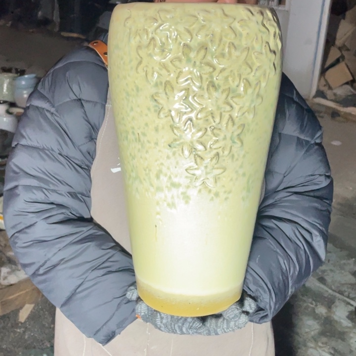 花盆紫砂口18高39瑕疵瑕疵底裂