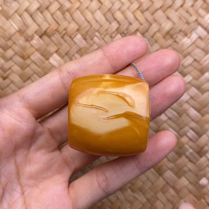 蜜蜡未镶嵌裸石蜜蜡M