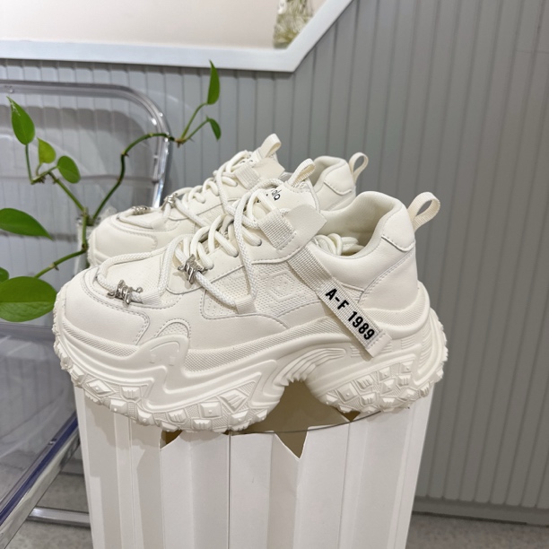 真皮超轻百搭老爹鞋6366