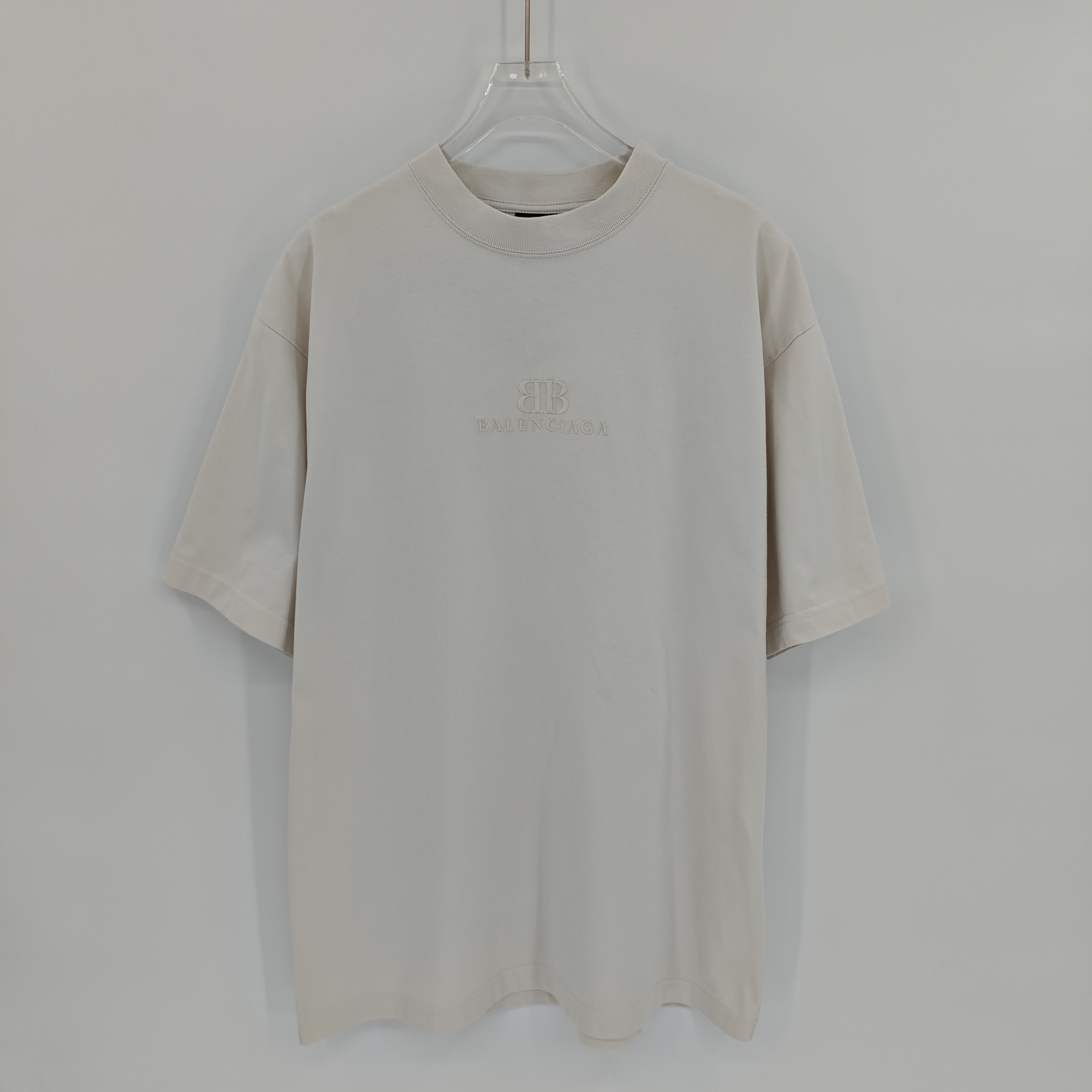 99新 Balenciaga/巴黎世家 米白色双B字母刺绣短袖/XS码/Sw24701