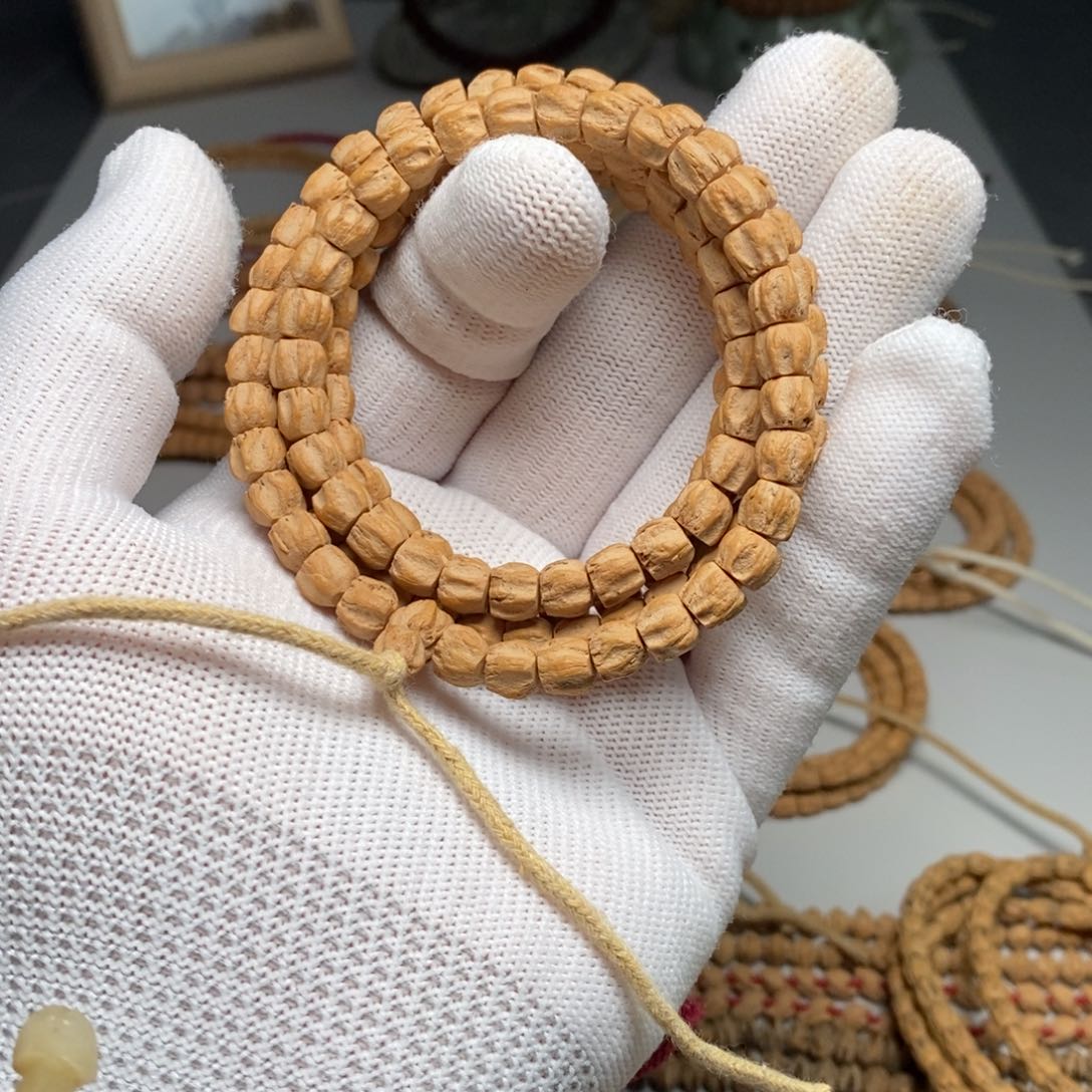 柏香籽/百香籽手串再****。