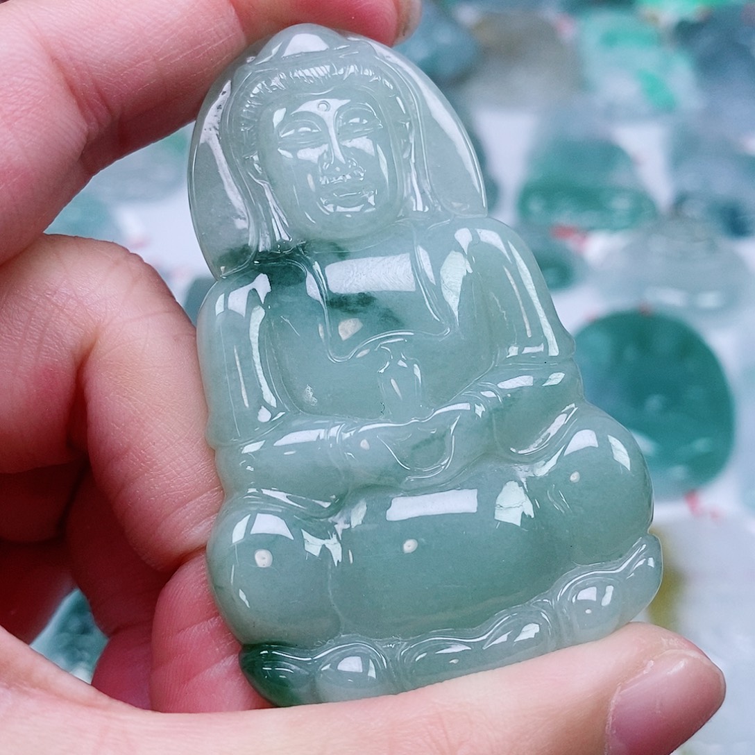 翡翠未镶嵌颈饰天然缅甸A货翡翠观音