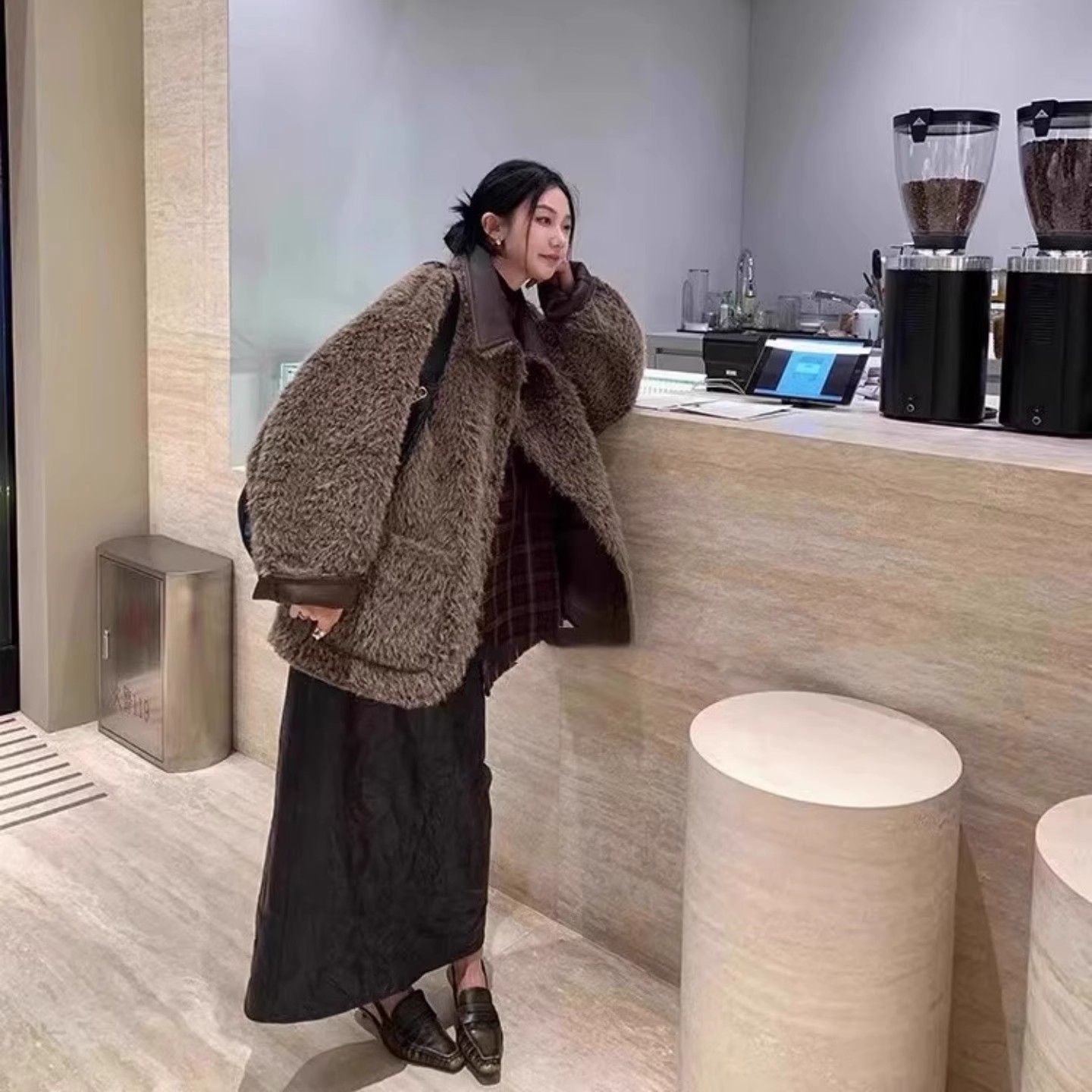 双面穿皮毛一体外套女中长款冬季2025新款仿羊羔毛加厚冬天外套