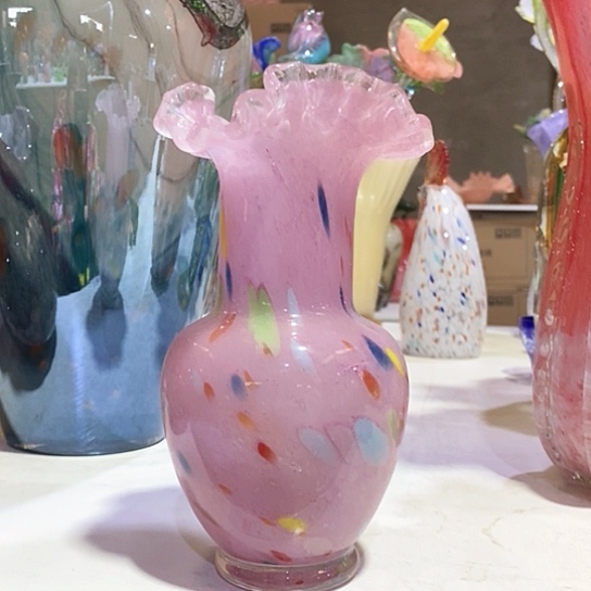 琉璃花瓶高16厘米口径5厘米