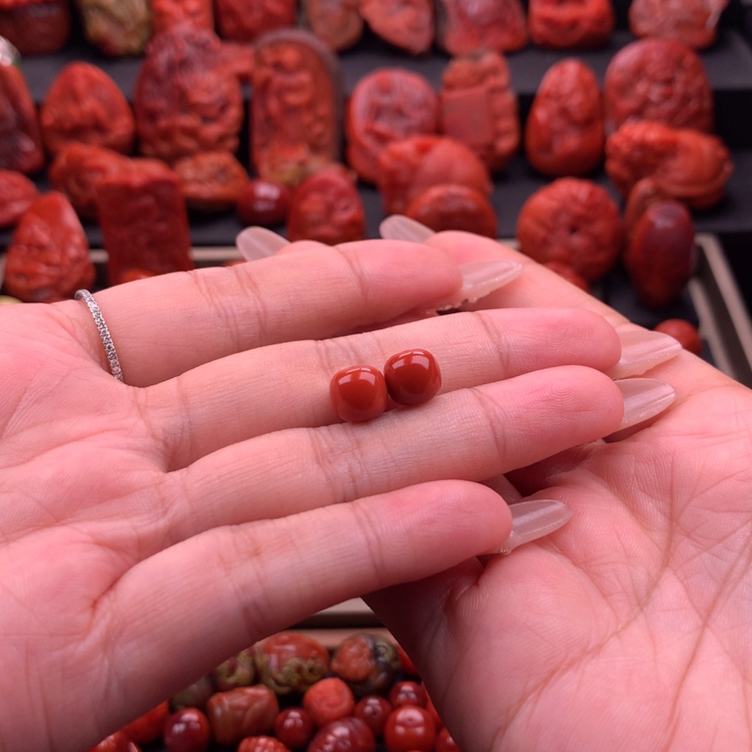 南红玛瑙南红川料原矿老型对珠8.2mm未镶嵌