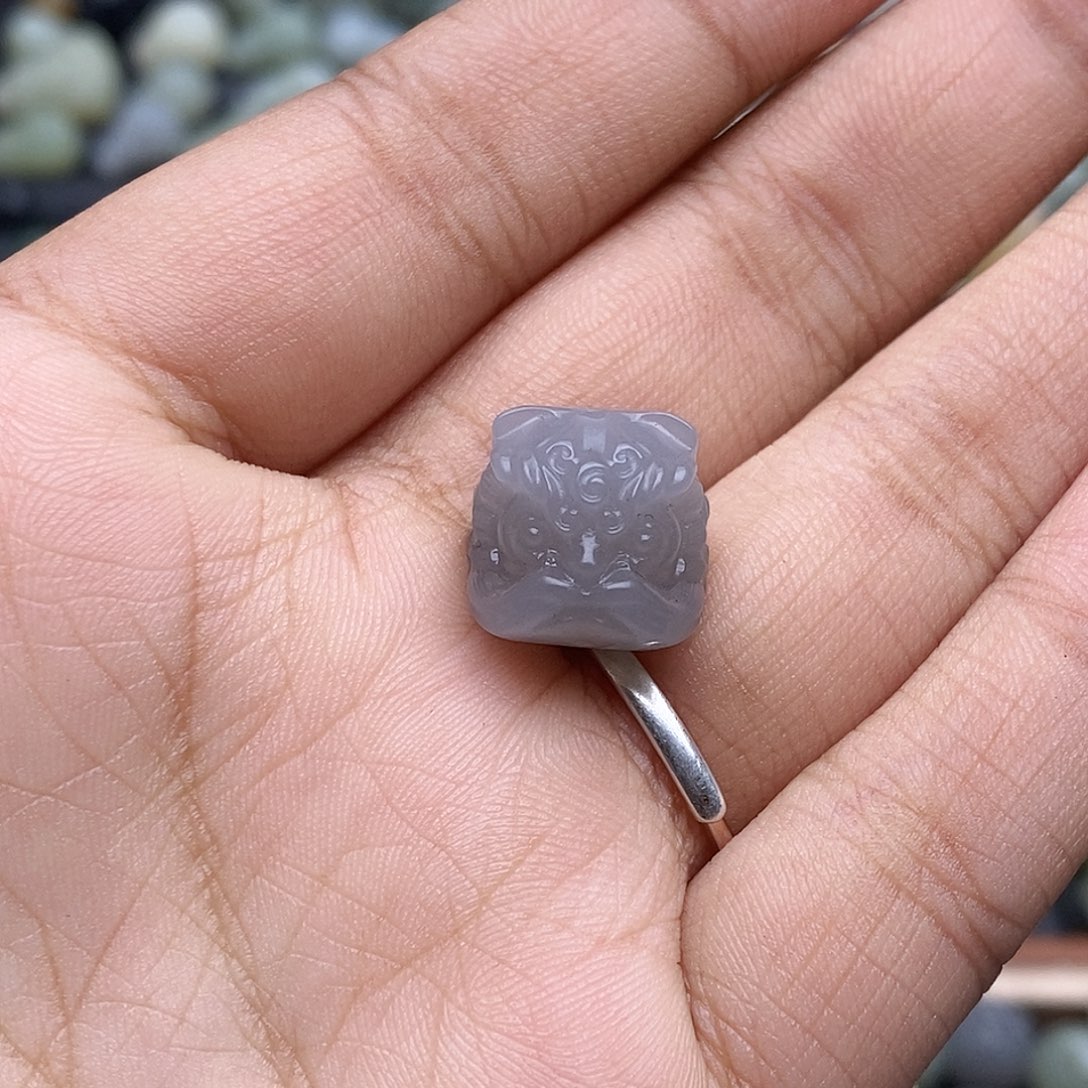 燕***和田玉未镶嵌珠宝半成品