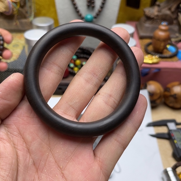 大叶紫檀（黑酸枝木类）