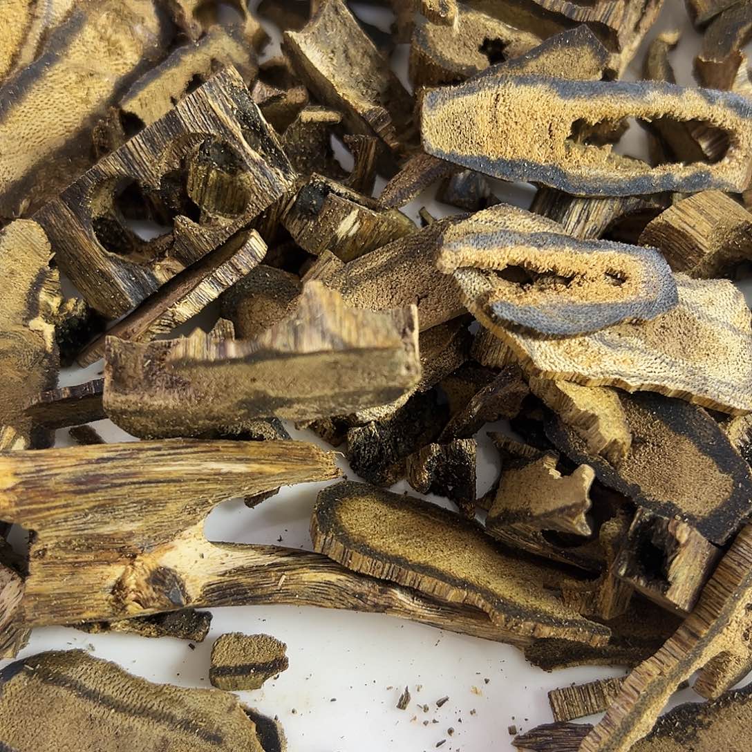 沉香沉香碎屑绿奇楠熏香块料15克