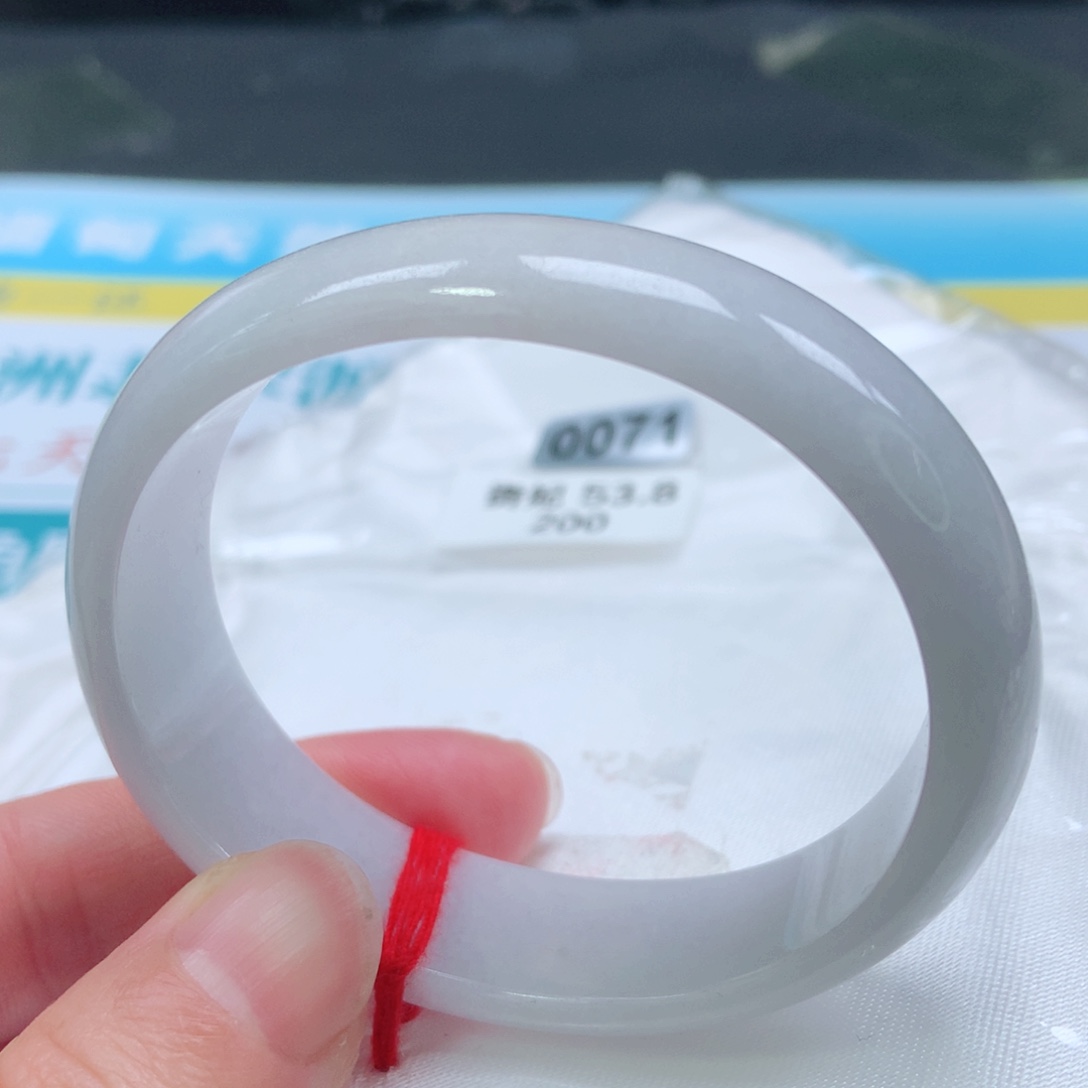 翡翠手镯（贵妃镯）未镶嵌0071号