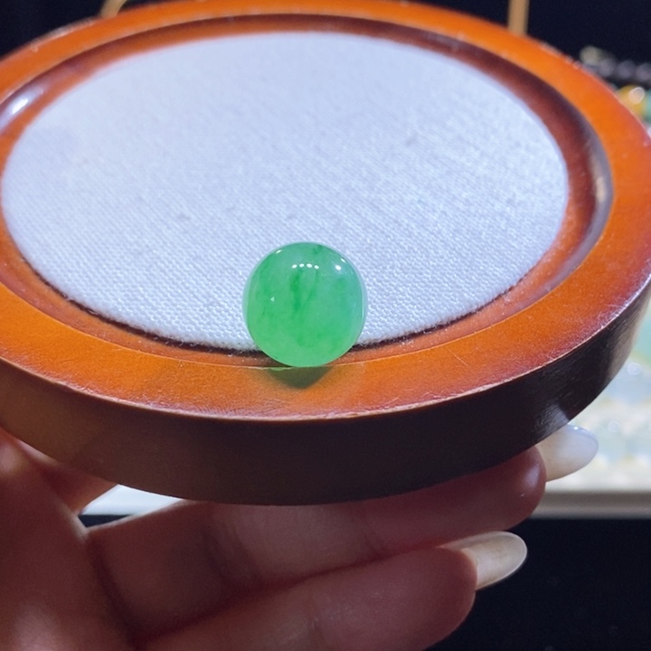 翡翠未镶嵌吊坠(不含链)翡翠冰辣绿色珠卡14.3m