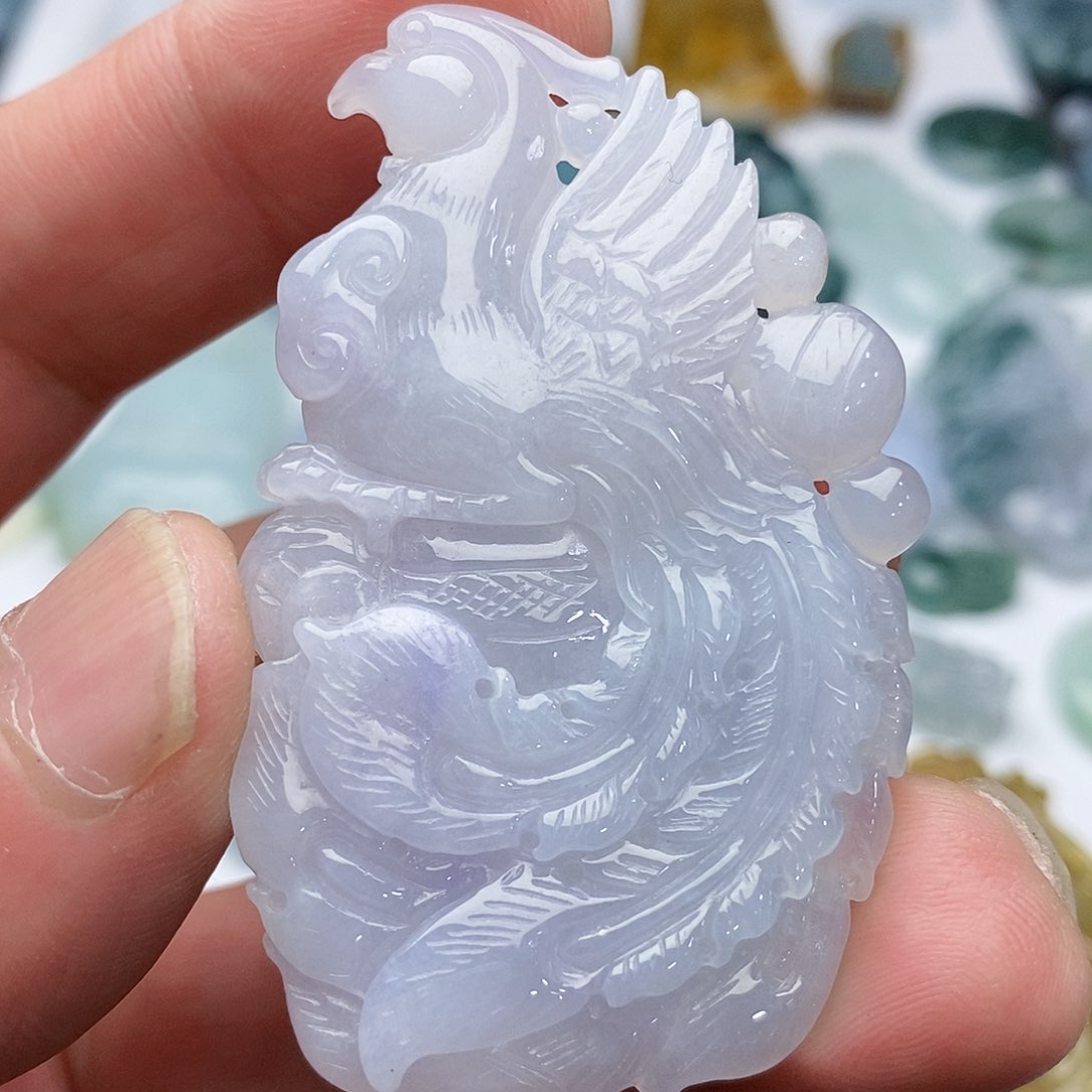 翡翠颈饰未镶嵌鳳凰