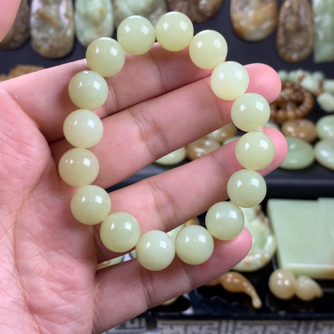 山***泉和田玉未镶嵌手链