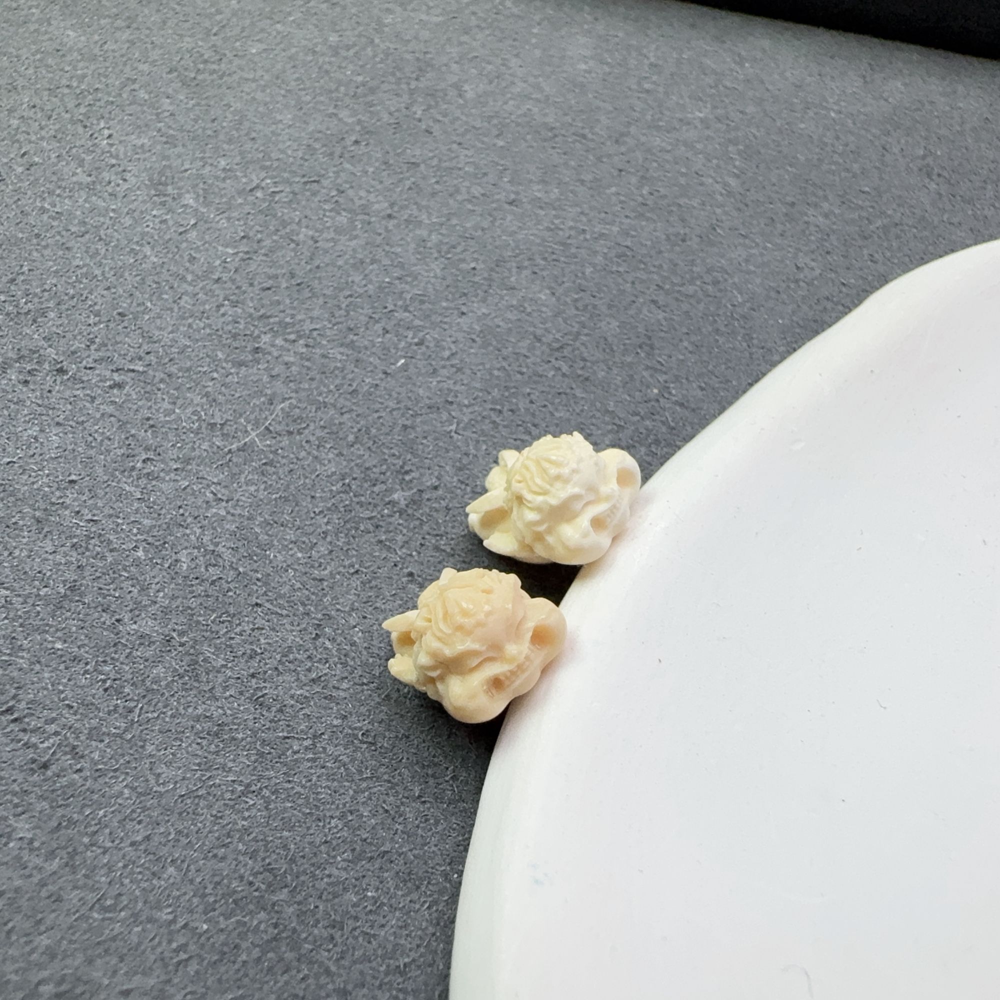 猛犸牙飞天雕刻件多样性发一