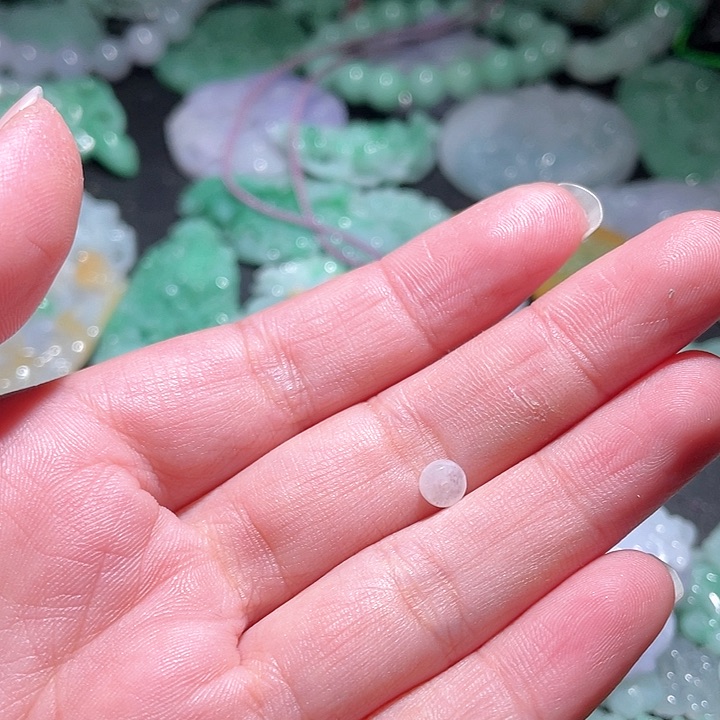颈饰未镶嵌翡翠雨***想天