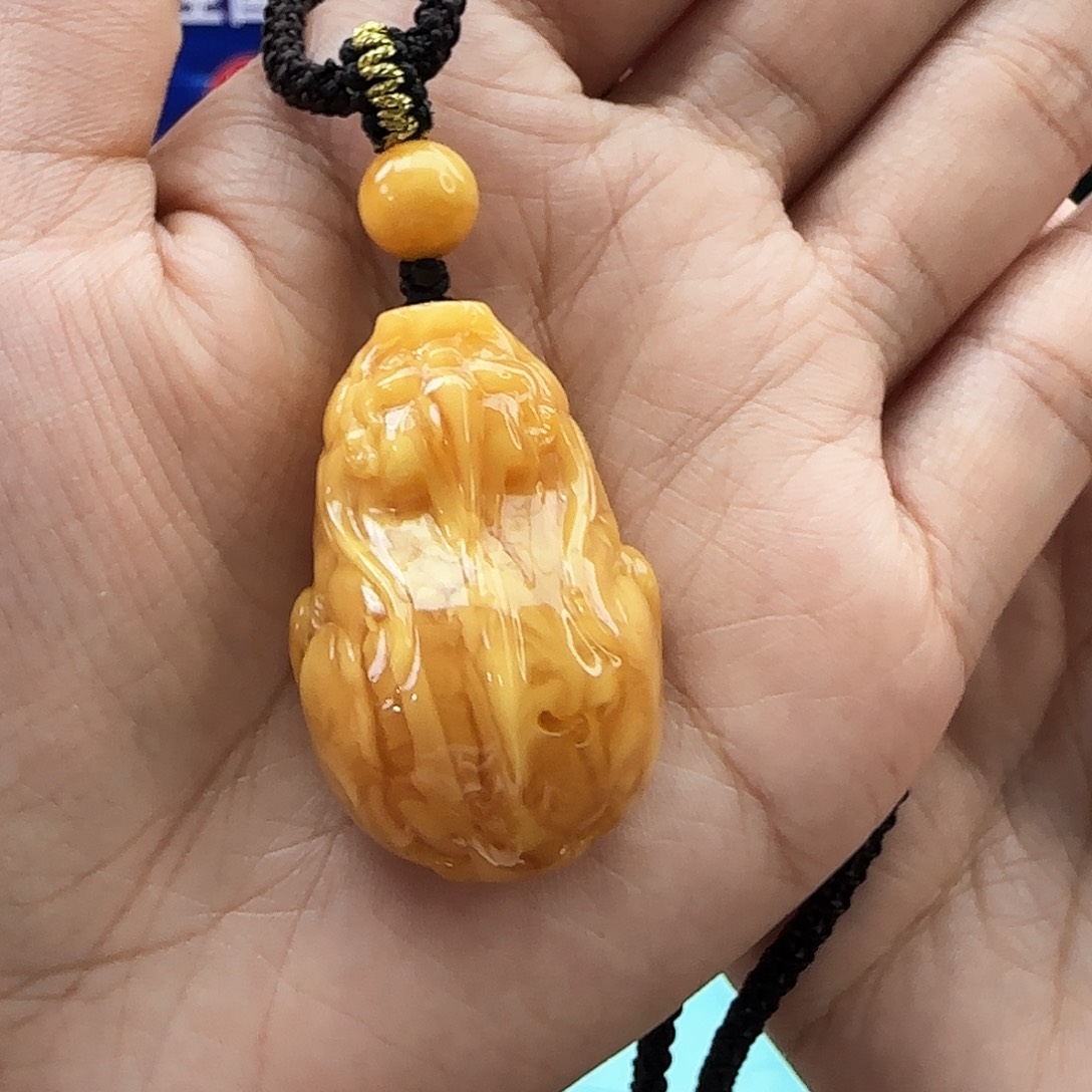 琥珀颈饰未镶嵌吊坠