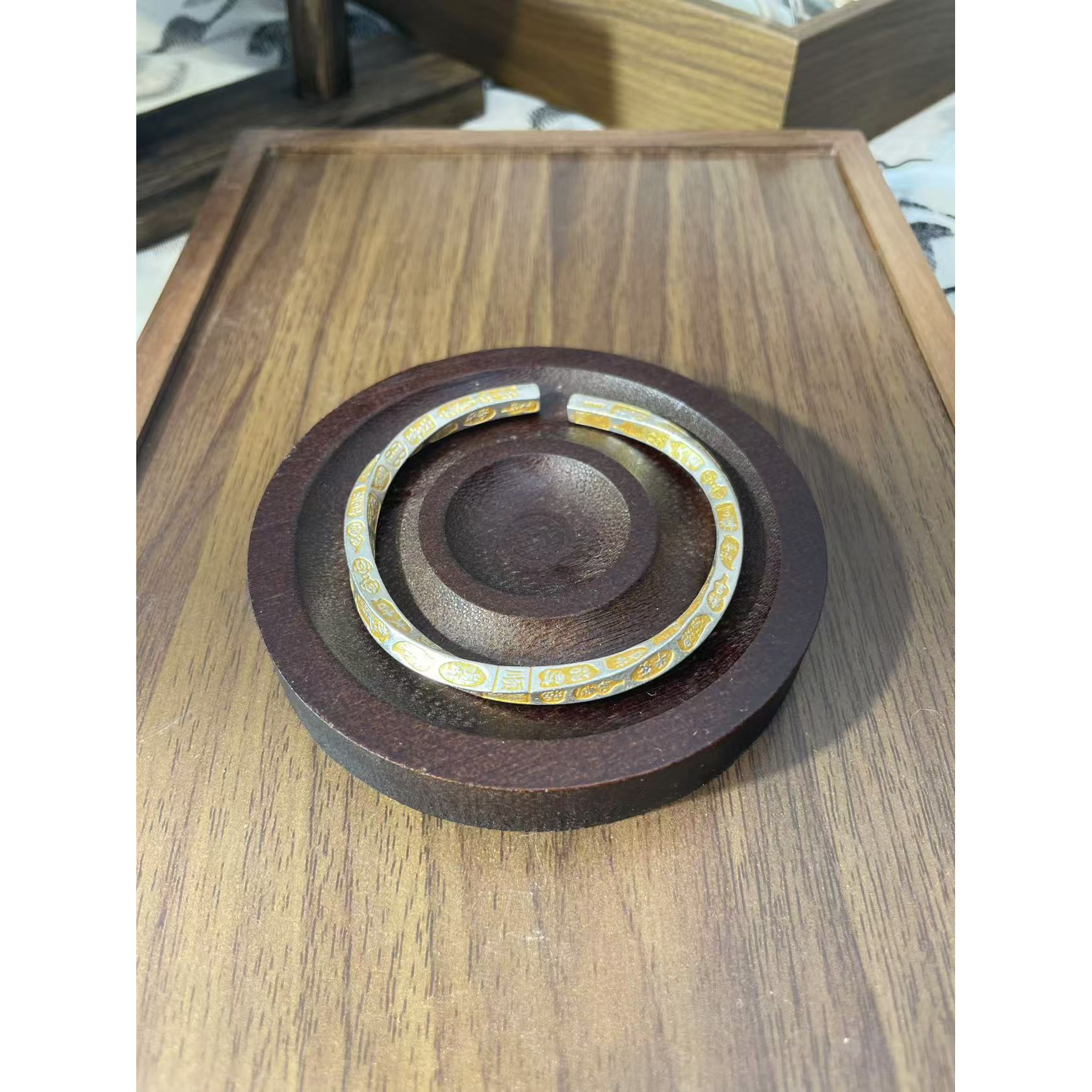 足银银制品 S176 莫比乌斯描金手镯 开口直播间选款时尚手镯