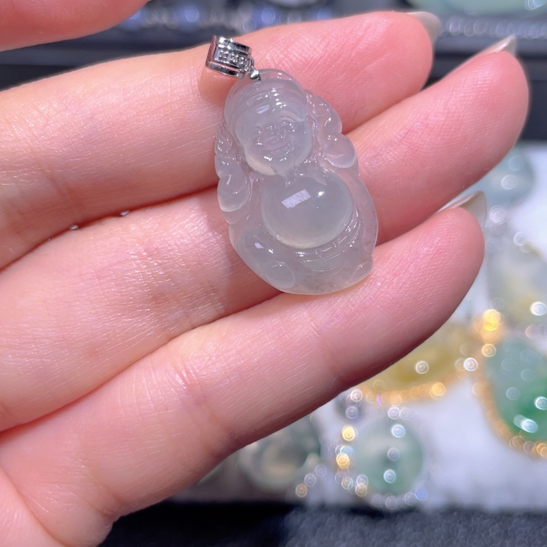 颈饰18K金镶嵌翡翠翡翠