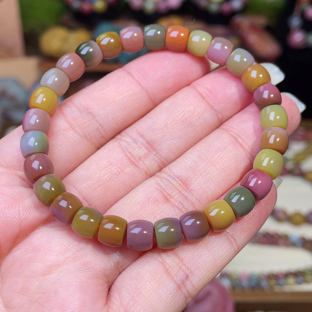 玛瑙/玉髓未镶嵌手串盐源玛瑙艳丽老矿直切