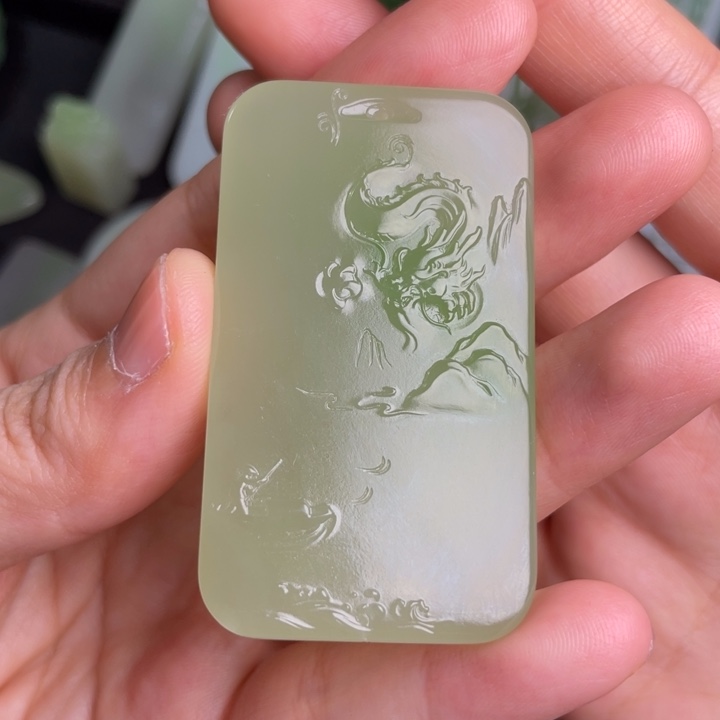 和田玉颈饰未镶嵌…****?