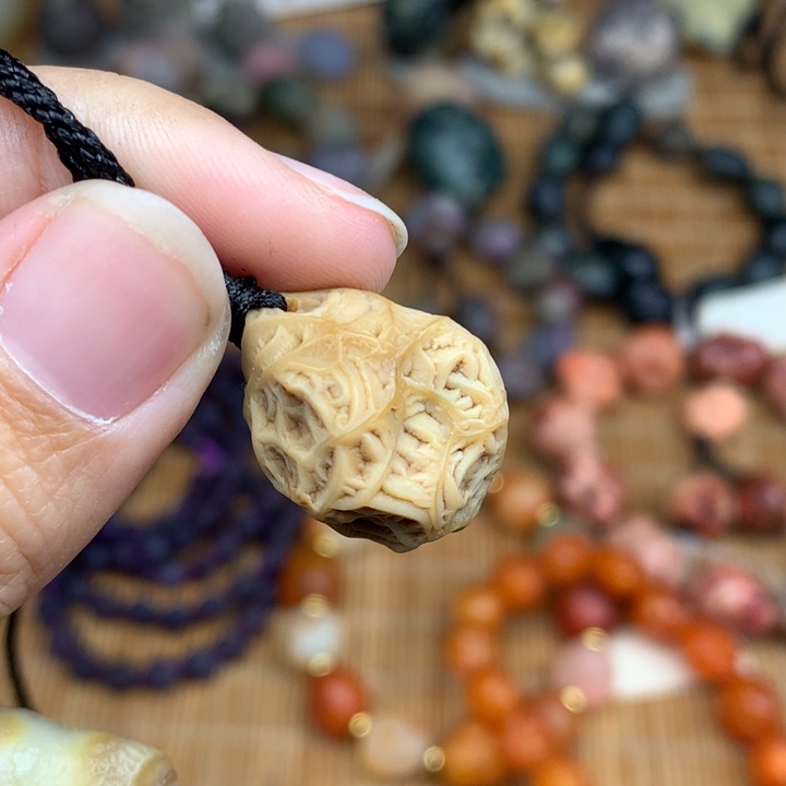 玛瑙/玉髓珠宝半成品未镶嵌静**流