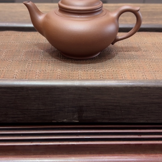 紫砂茶壶黄龙山原矿老紫泥半手工瑕。