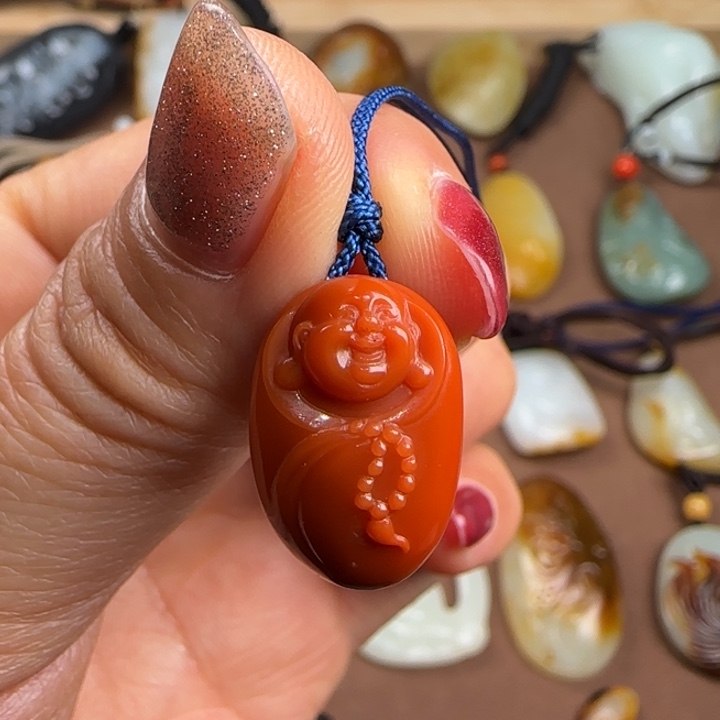 南红玛瑙颈饰合金