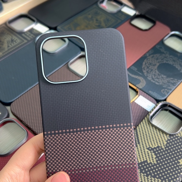 苹果15pm全包天空之城