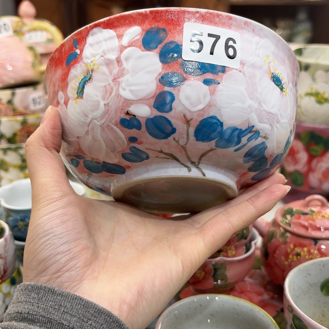 瓷片兔兔盖茨。兔兔好