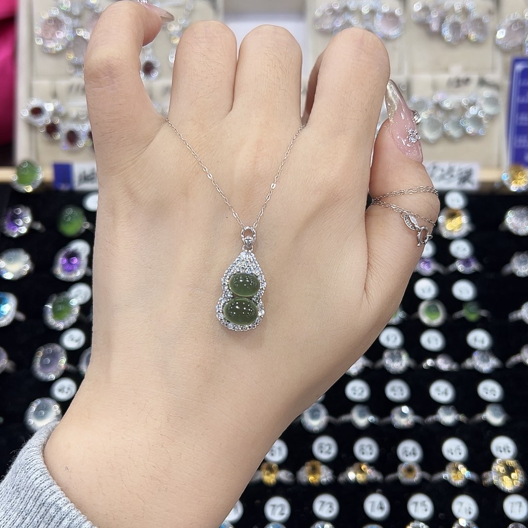 栀***.蛇纹石玉银S925镶嵌发饰