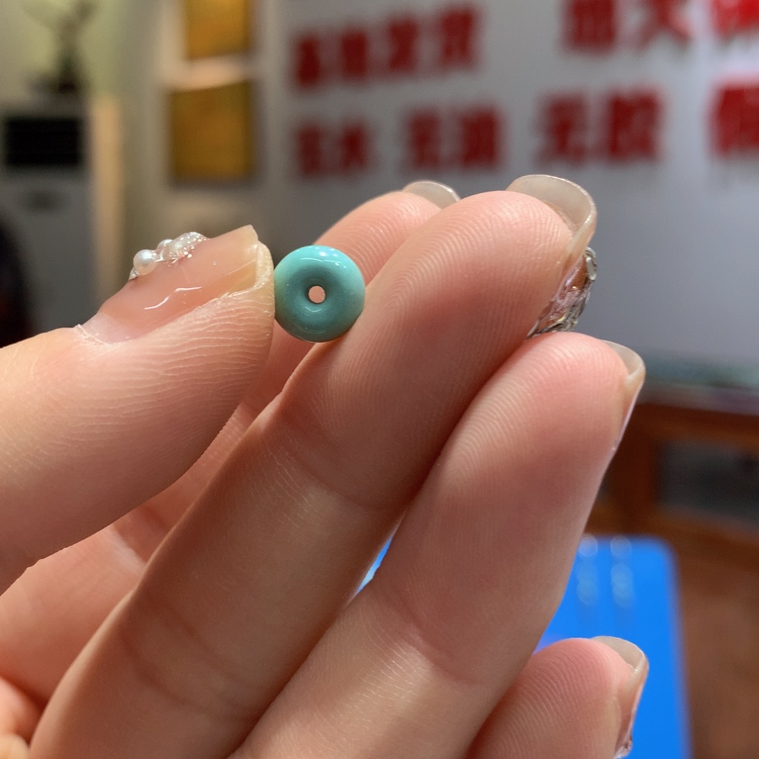 绿松石配饰未镶嵌