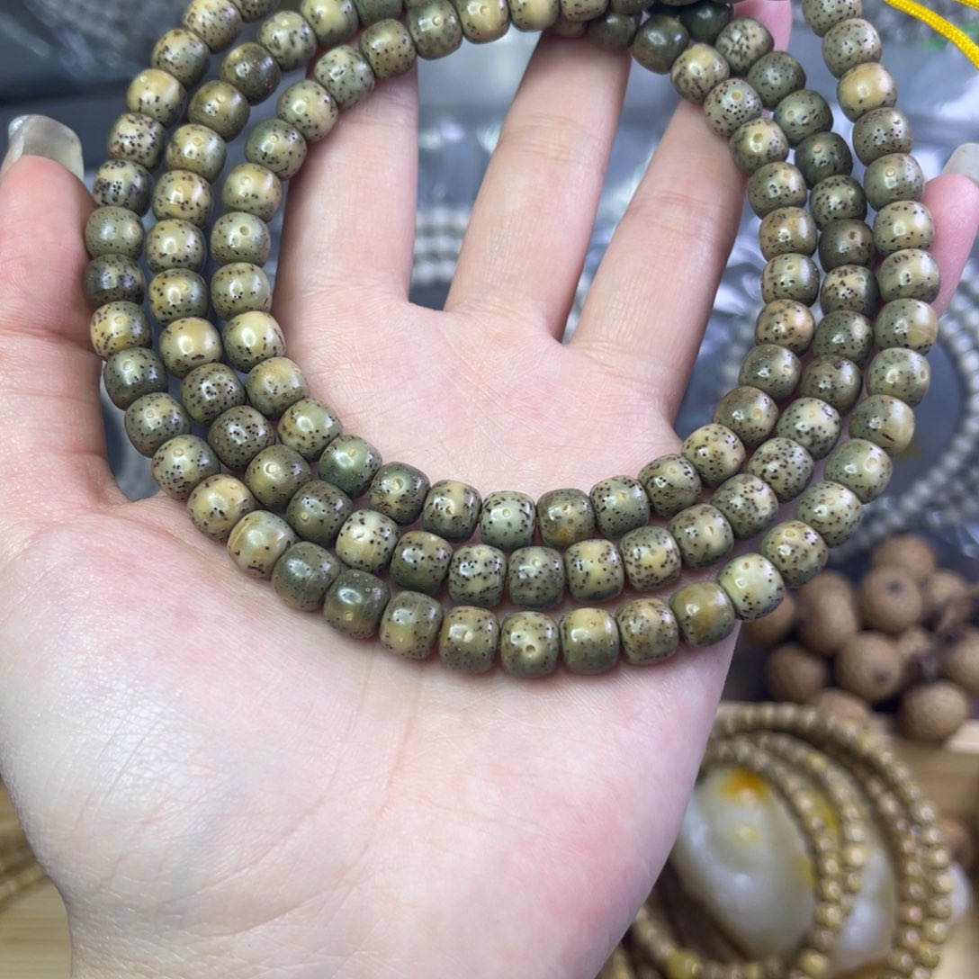 星月菩提吊坠87绿幽灵