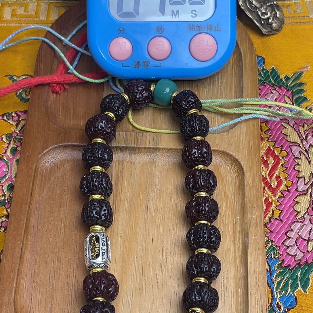 翻*吧金刚菩提扎西德勒