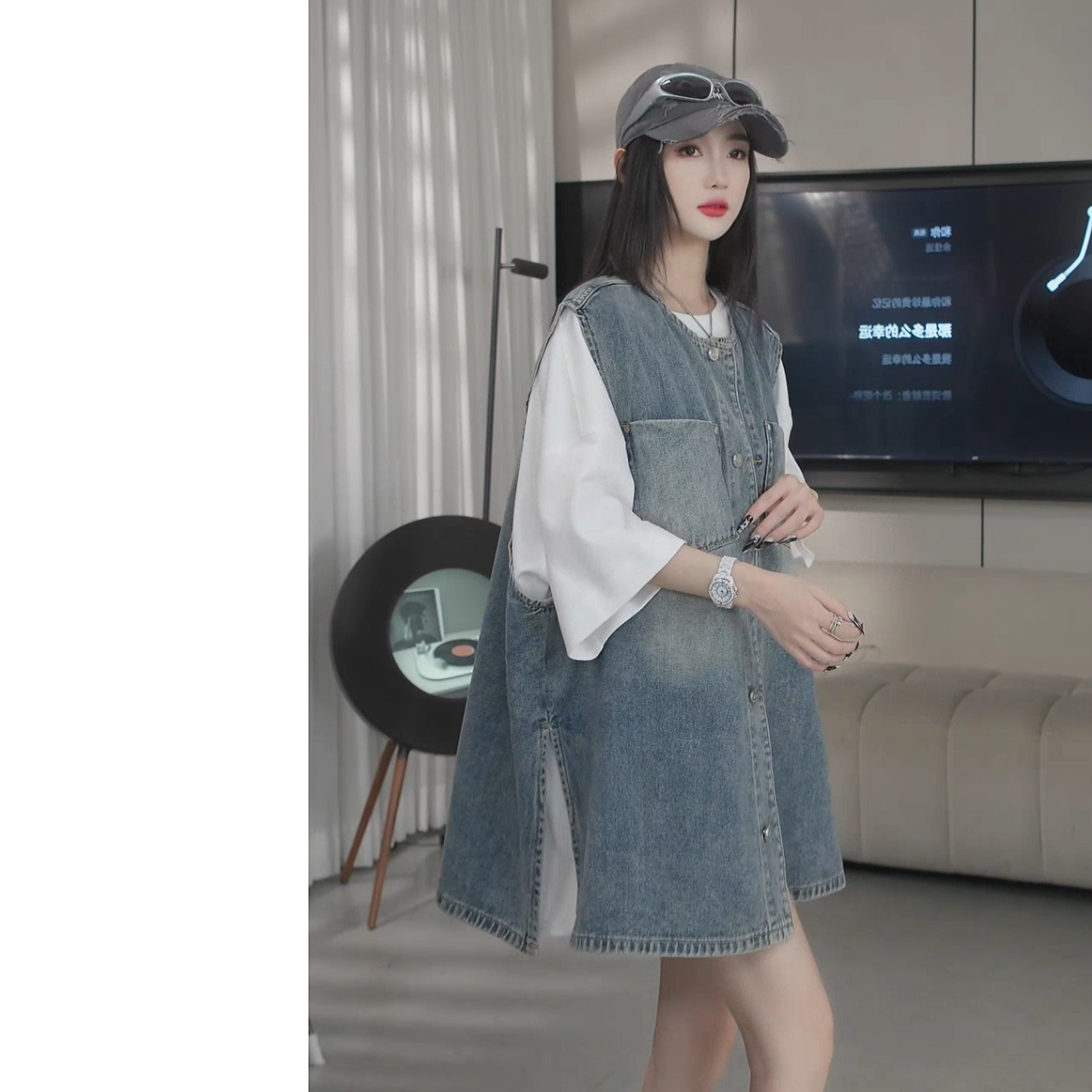 【赵YIYI】2025夏季新款重工洗水牛仔宽松圆领马甲Y23553
