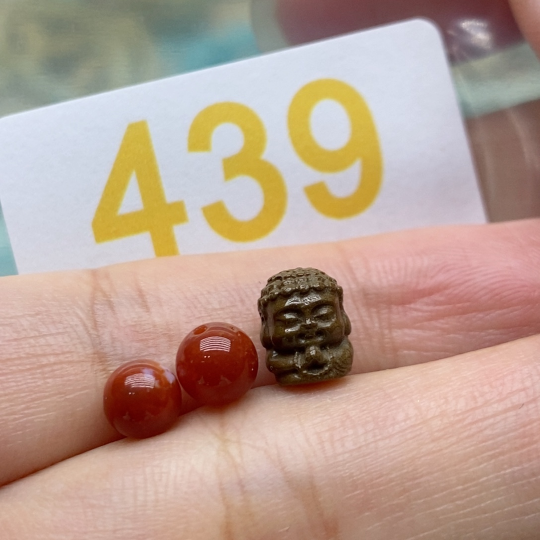 南红玛瑙未镶嵌珠宝奇石