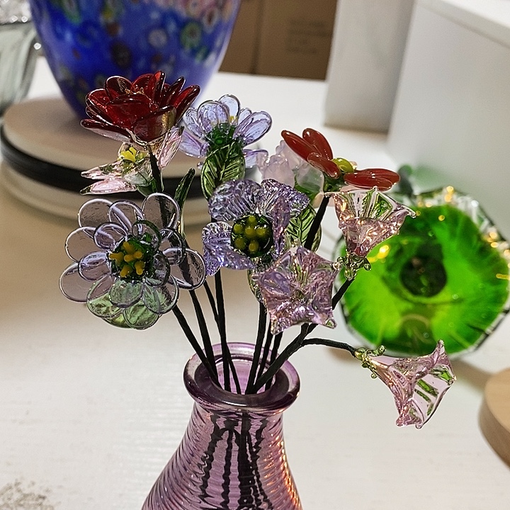 8支高22厘米宽3厘米