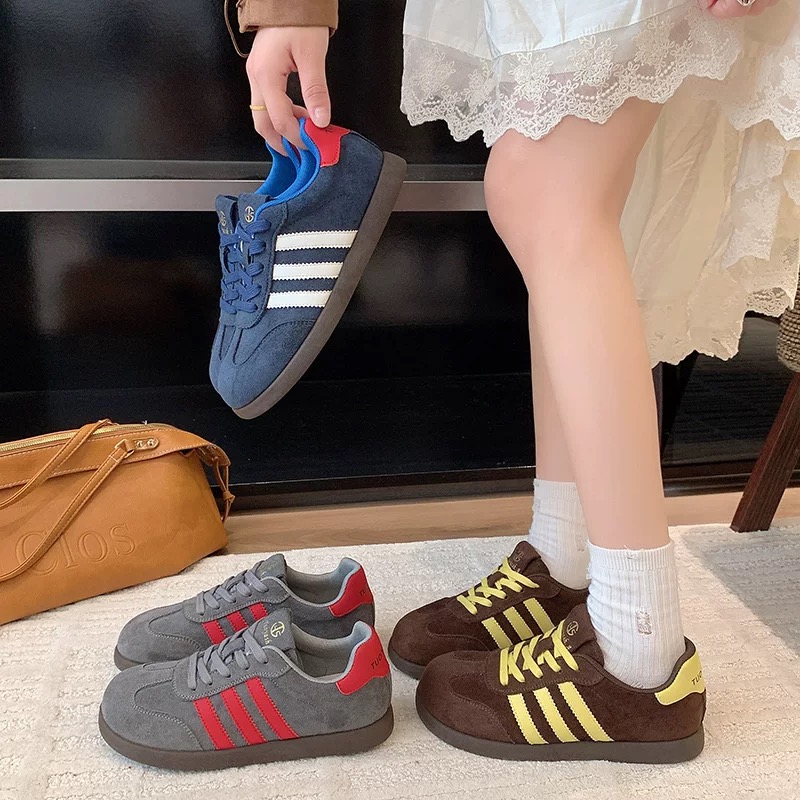 2025新款秋季平底板鞋女德训鞋时尚百搭休闲运动鞋复古软底跑步鞋