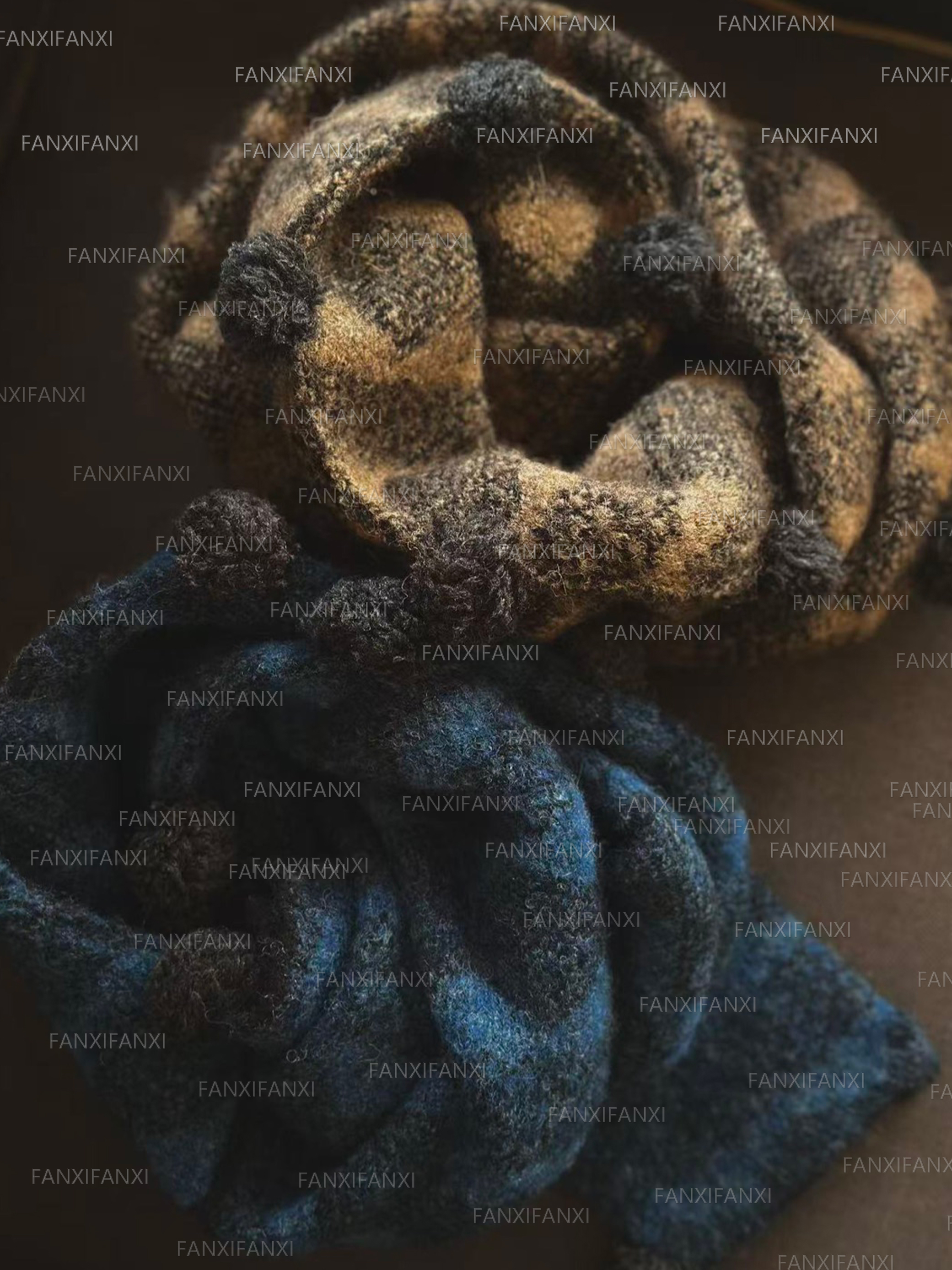 2025韩系ins复古羊绒羊毛百搭可爱波波球双层围巾 男女装饰 SJ24