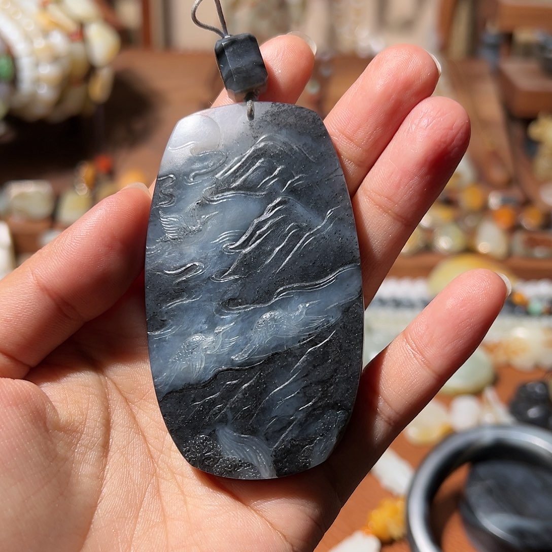 和田玉颈饰未镶嵌