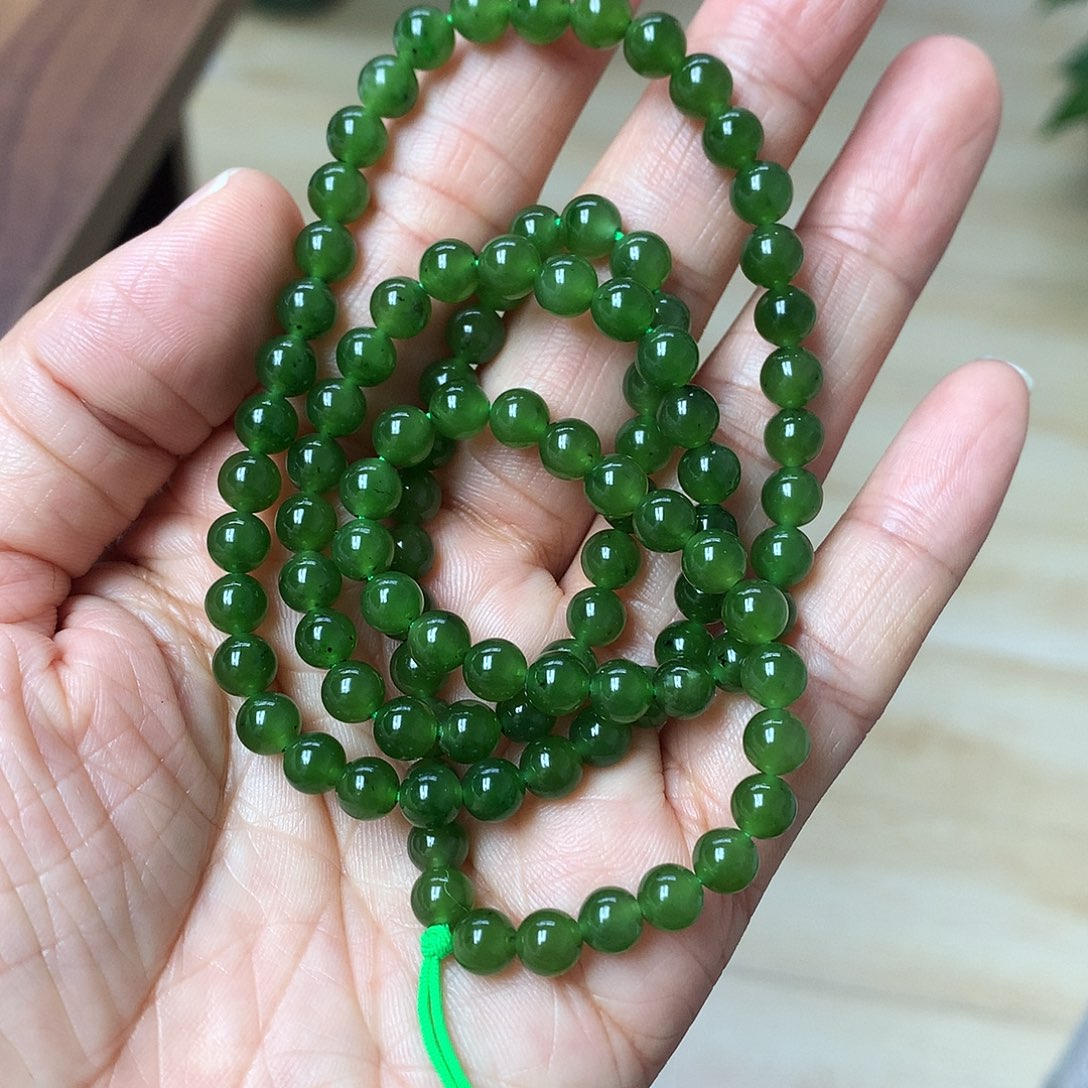 和田玉颈饰未镶嵌多样发一