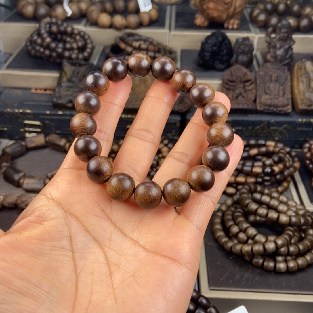 沉香手串匆**年越南芽庄白棋玉化
