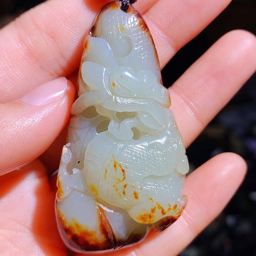 和田玉颈饰未镶嵌