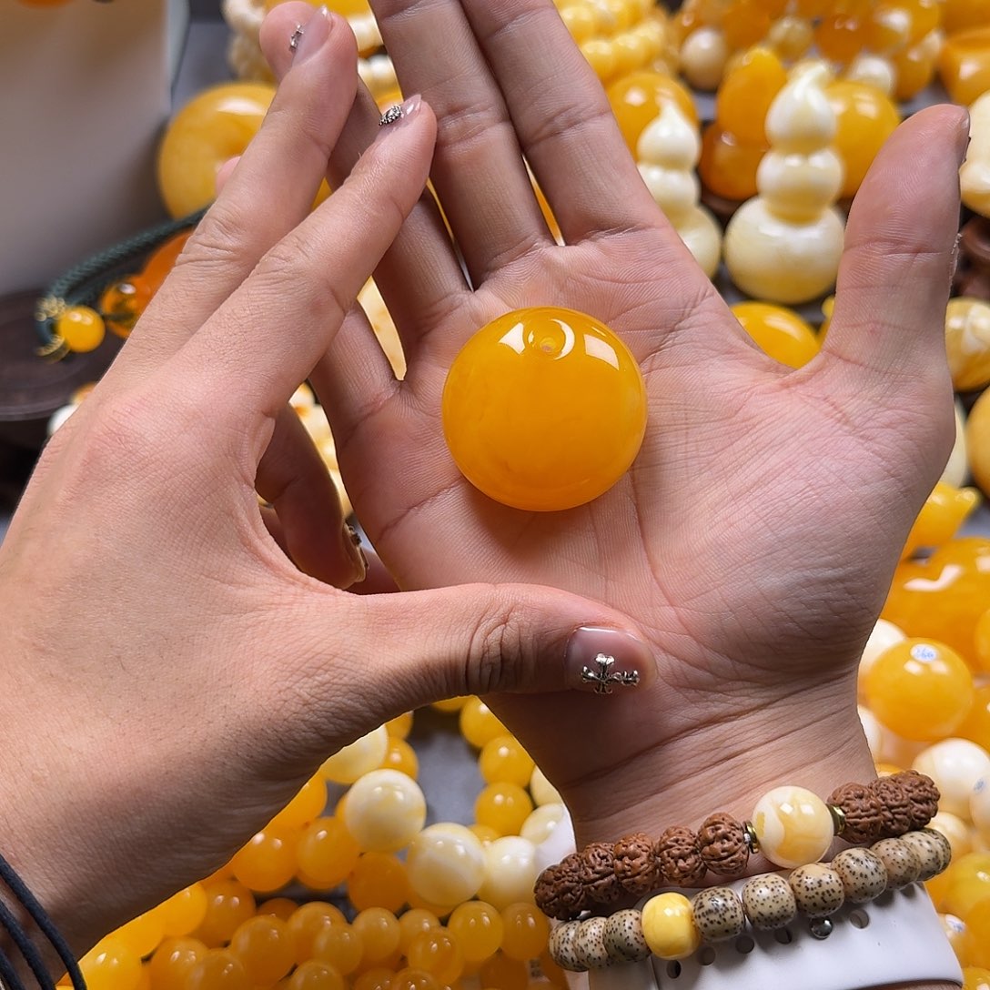 蜜蜡珠宝奇石未镶嵌公主扣