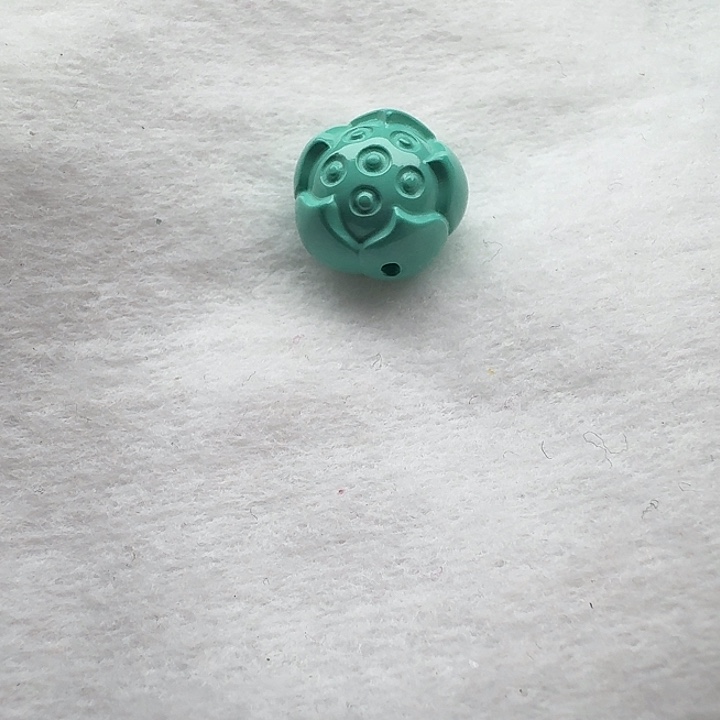 尺寸：14/10➕雕刻绿莲花配珠一颗