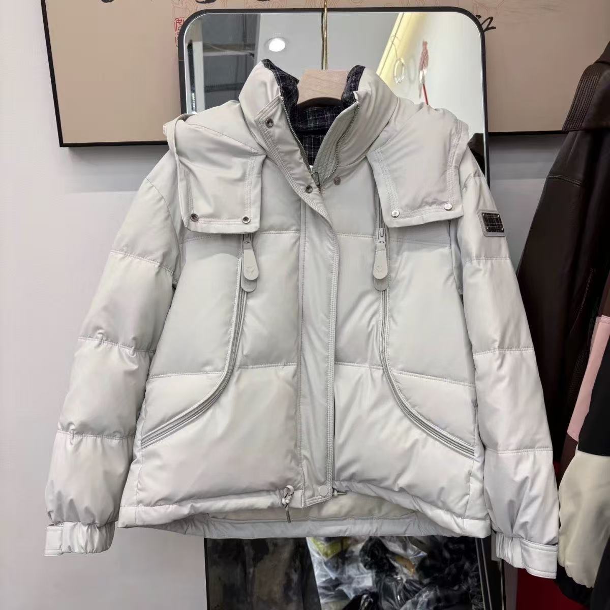 【XIAOQI】GH福利外套格子拼接2025新连帽休闲保暖面包服外套C666