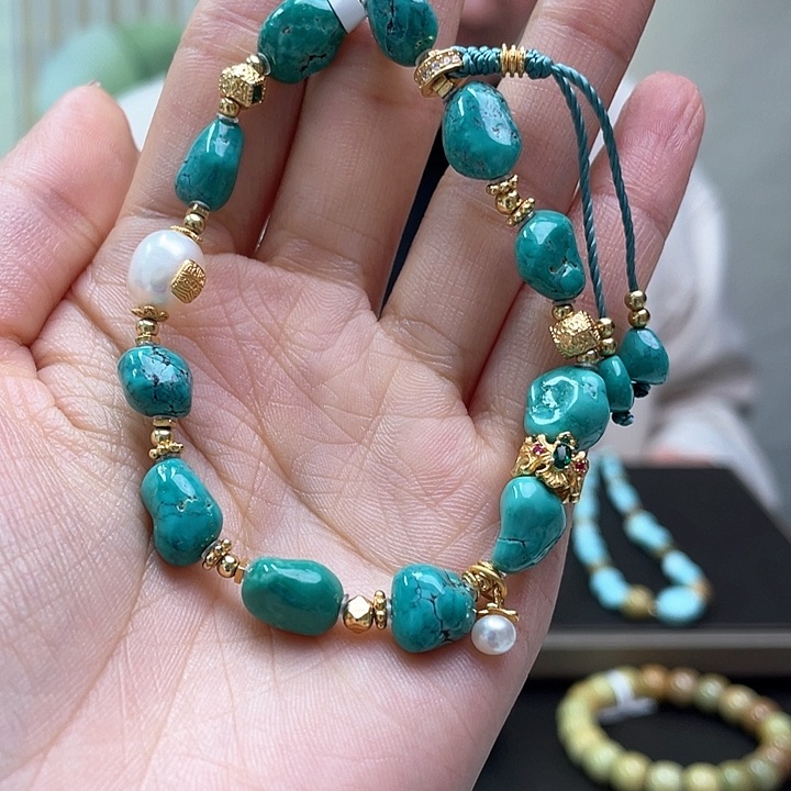 未镶嵌绿松石珠宝奇石