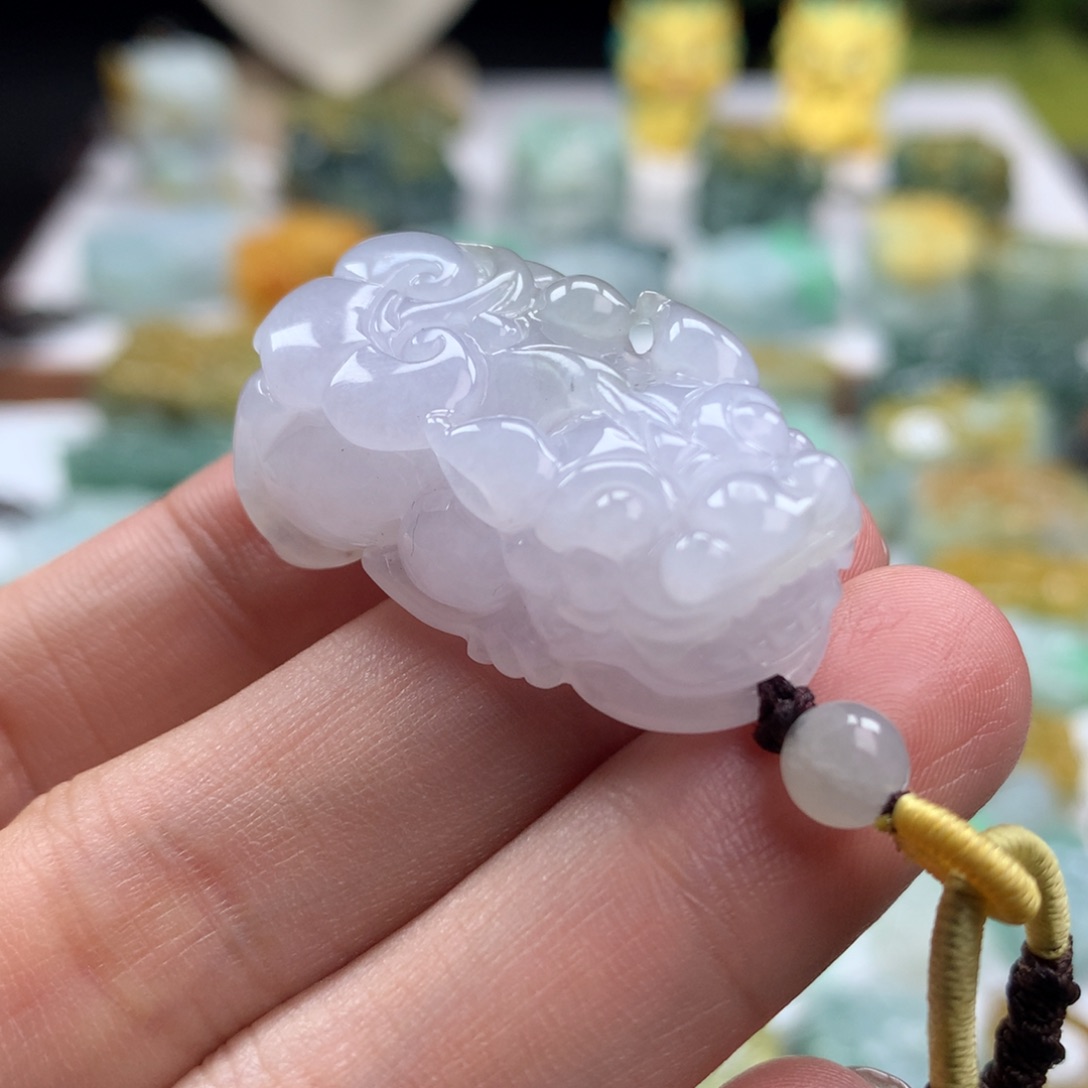 翡翠未镶嵌颈饰貔貅02