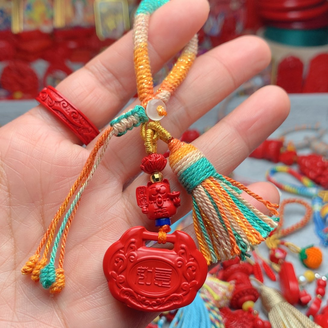 天然辰砂工艺品朱砂钥匙扣包包挂