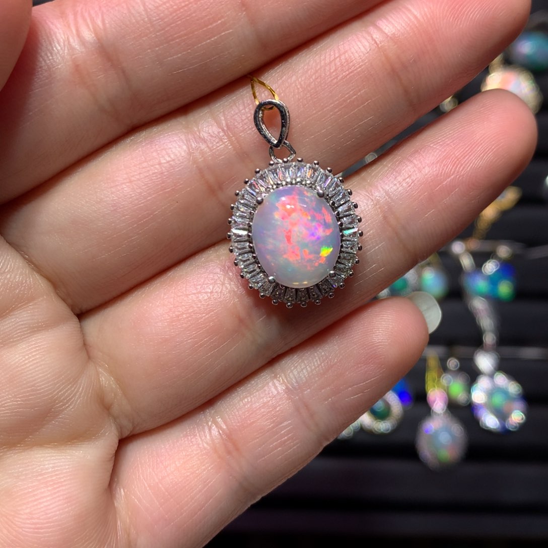 欧泊吊坠款式银S925镶嵌